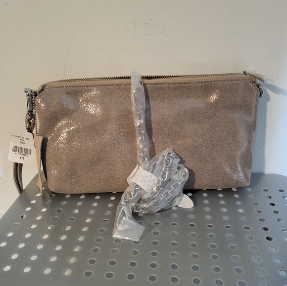 NWT DANIER Clutch/Wristlet with long chain cross-body strap - Picture 5 of 6